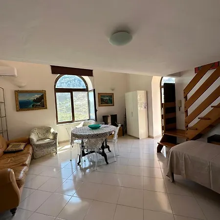 Casa Paolina - *